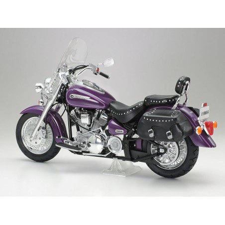 YAMAHA XV1600 RoadStar Custom. Escala 1:12. Marca Tamiya. Ref: 14135.