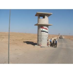 Torre de vigilancia y checkpoint. Escala 1:48. Marca Macone. Ref: MAC48008. 2