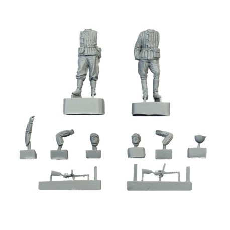 WWII Sovietic soldiers. Escala 1:48. Marca Macone. Ref: MAC48604.