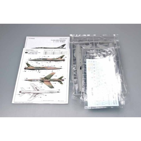 F-105G Thunderchief. Escala 1:72. Marca Trumpeter. Ref: 01618.