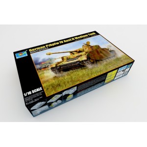 German Pzkpfw. IV Ausf. H Medium Tank. Escala 1:16. Marca Trumpeter. Ref: 00920. 2