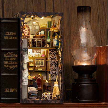 Book Nooks,Farmacia Mágica "Magic Pharmacist", 282pz. Marca CUTEBEE. Ref: SZ05.