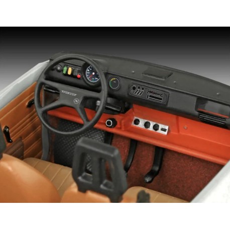 COCHE 60º Aniversario Trabant 601 "Edición Exclusiva". Escala 1:24. Marca Revell. Ref: 05630.