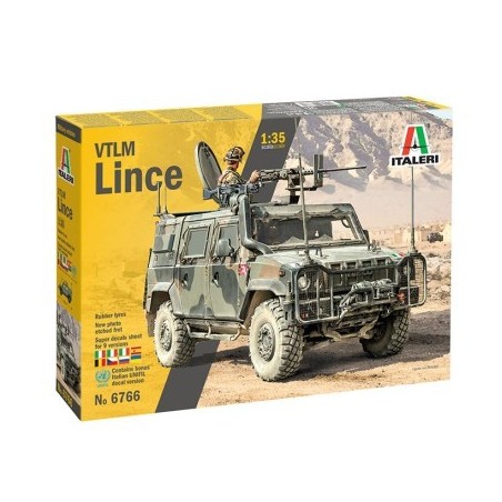 Vehiculo VTLM Lince. Con calcas españolas. Escala 1:35. Marca Italeri. Ref: 6566.