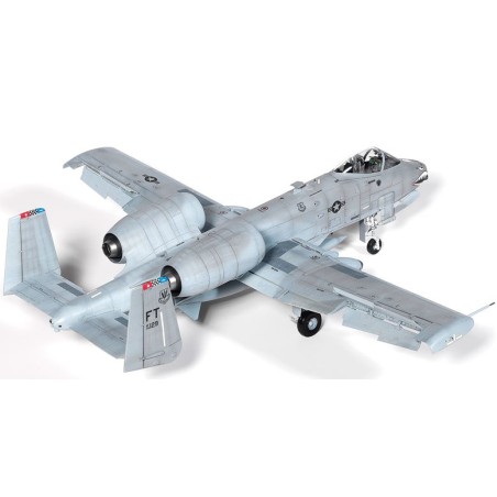 Avión de ataque USAF A-10C '75th FS Flying Tigers'. Escala 1:48. Marca Academy. Ref: 12348.