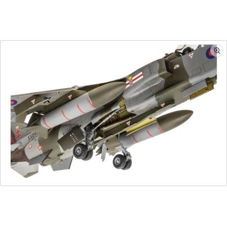 Caza SEPECAT Jaguar T.2/T.2 & T.4. Escala 1:48. Marca Airfix. Ref: A11011.