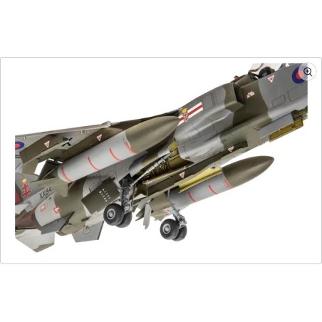 Caza SEPECAT Jaguar T.2/T.2 & T.4. Escala 1:48. Marca Airfix. Ref: A11011.