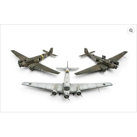 Avión trimotor de transporte militar y civil Junkers Ju52/3mg4e. Escala 1:72. Marca Airfix. Ref: A08022.