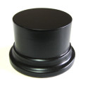 Peana Pedestal 50 mm de altura, parte superior 6,5 cm. Realizado en MDF, lacado Negro. Marca Peanas.net. Ref: 8002N.