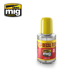 ULTRA DECAL - FIX. Bote 30 ml. Marca Ammo Mig. Ref: AMIG2030.