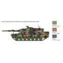 Leopard 2A4, contiene calcas españolas. Escala 1:35. Marca Italeri. Ref: 6559.