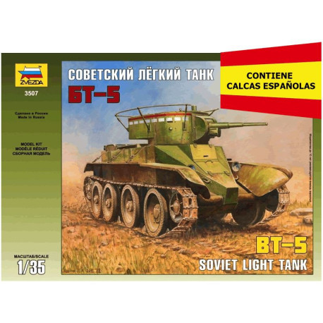 BT-5 Soviet light tank. Calcas españolas. Escala 1:35. Marca Zveda. Ref: 3507E.