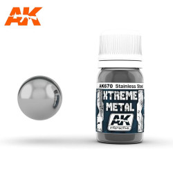 Xtreme Metal, Acero Inoxidable. Contiene 30 ml. Marca AK Interactive. Ref: AK670.