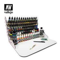Estación de trabajo 50 x 37 cm con almacenamiento vertical. Marca Vallejo. Ref: 26.014.