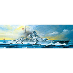 Buque German Battleship Bismarck. Escala: 1:350. Marca: Academy. Ref: 14109.