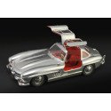 MERCEDES-BENZ 300 SL GULLWING. Esca 1:16. Marca Italeri. Ref: 3612.