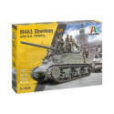 TANQUE O VEHÍCULO M4A1 SHERMAN with U.S. 10 infantry . Escala 1:35. Marca Italeri. Ref: 6568.