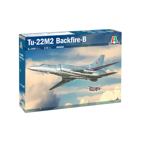 Tu-22M2 Backfire-B. Escala 1:72. Marca Italeri. Ref: 1440.