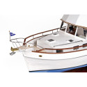 Kit de Grand Banks, Classic Yacht. Escala 1:20. Marca Amati. Ref: 1607.