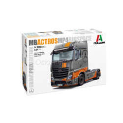 MB Actros MP4 Big Space - Grand Prix Edition. Escala 1:24. Marca Italeri. Ref: 3968.