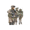 Figuras Modern U.S.Army Armor Crewman & Infantry. Escala 1:35. Marca Trumpeter. Ref: 00424.