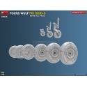 MAQUETA AVIÓN FOCKE-WULF FW 190D-9. MIMETALL PROD. ADVANCED KIT. Escala 1:48. Marca Miniart. Ref: 48048.